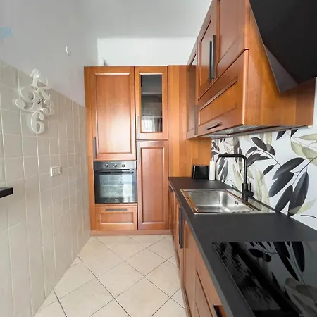 Corso Italia 7 Tirabora Short Rent Apartament *