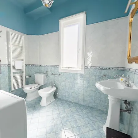 Corso Italia 7 Tirabora Short Rent Apartament Triest