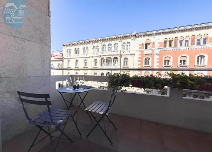 Corso Italia 7 Tirabora Short Rent