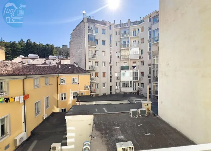 Corso Italia 7 Tirabora Short Rent * Trieste