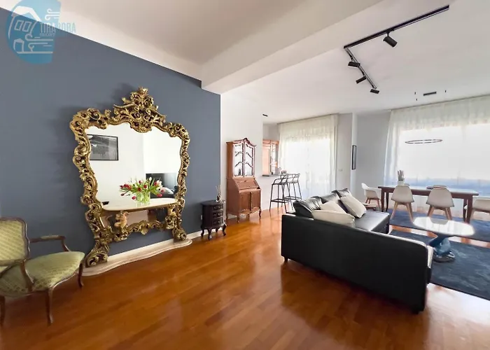 Corso Italia 7 Tirabora Short Rent * Trieste